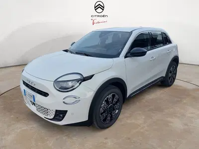 Fiat 600 1.2 hybrid Pop 145cv auto del 2025 usata a Voghera