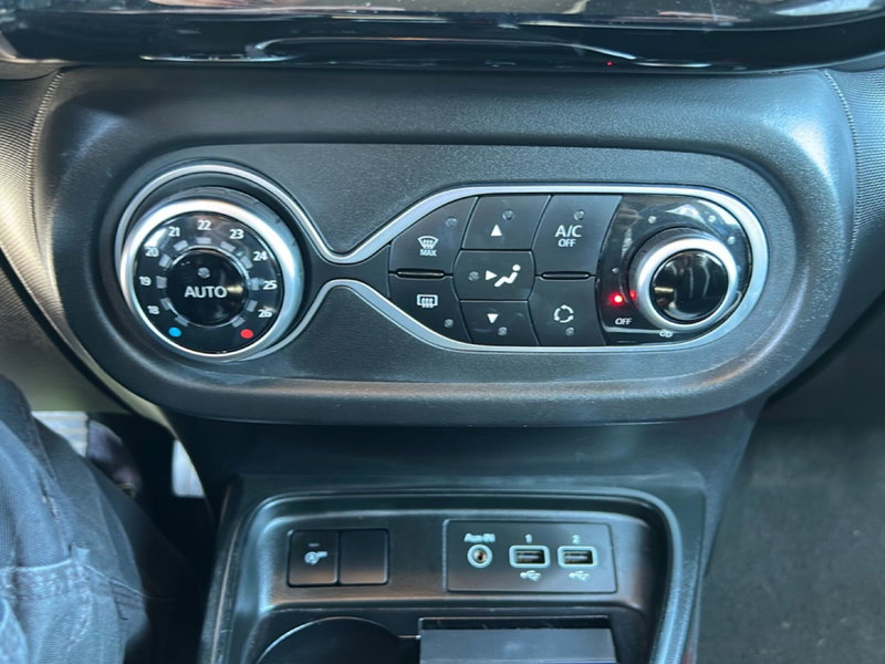Renault Twingo usata a Latina (17)