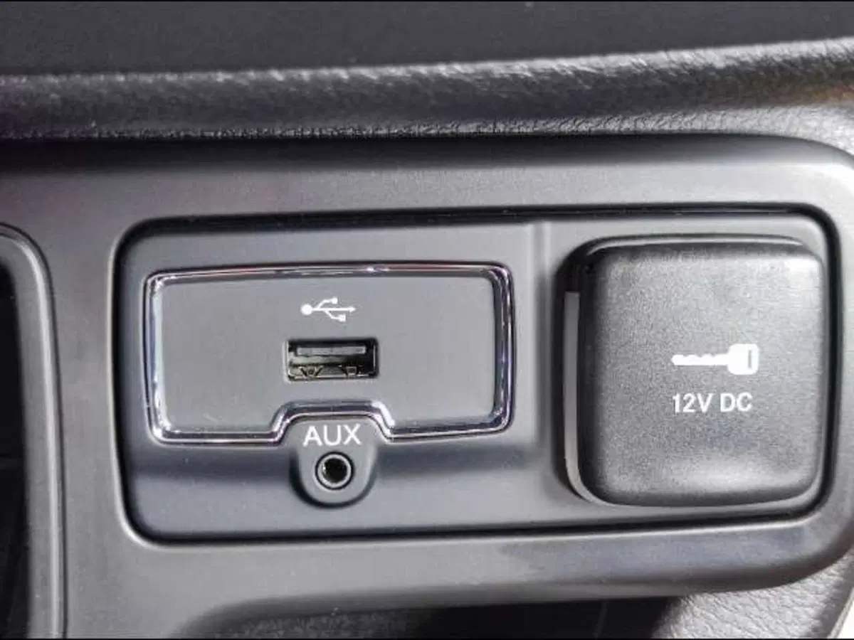 Jeep Renegade usata a Roma (17)