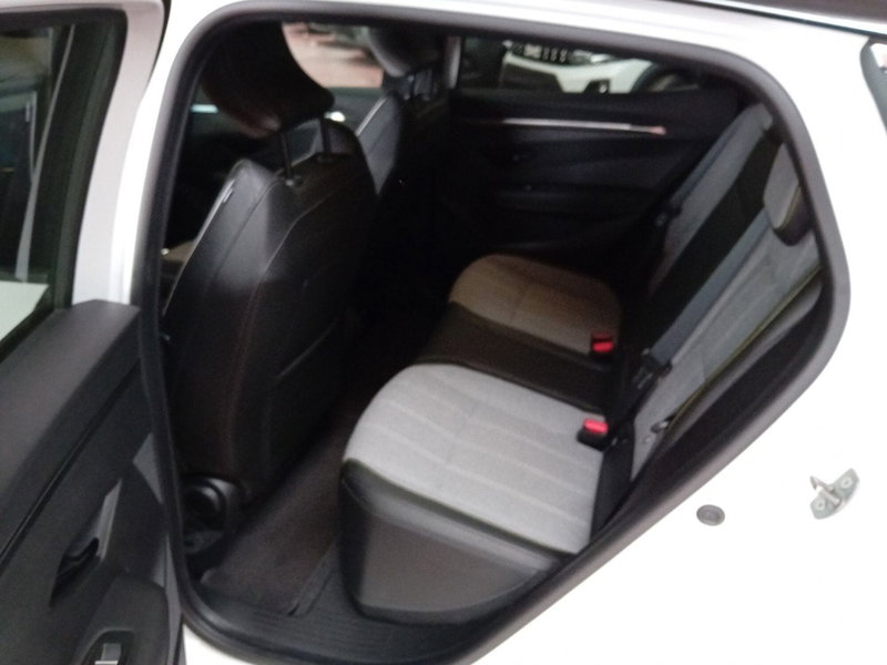 Renault Megane E-Tech Electric usata a Vicenza (11)