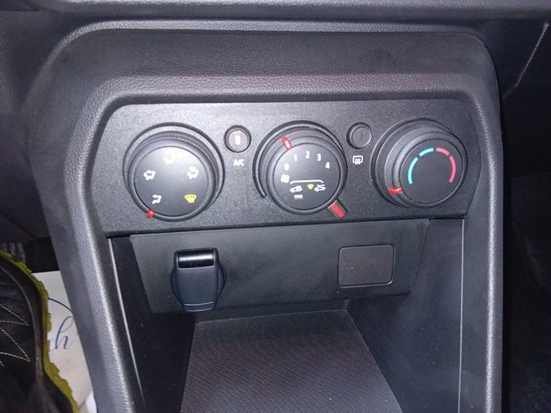 Dacia Sandero usata a Vicenza (19)