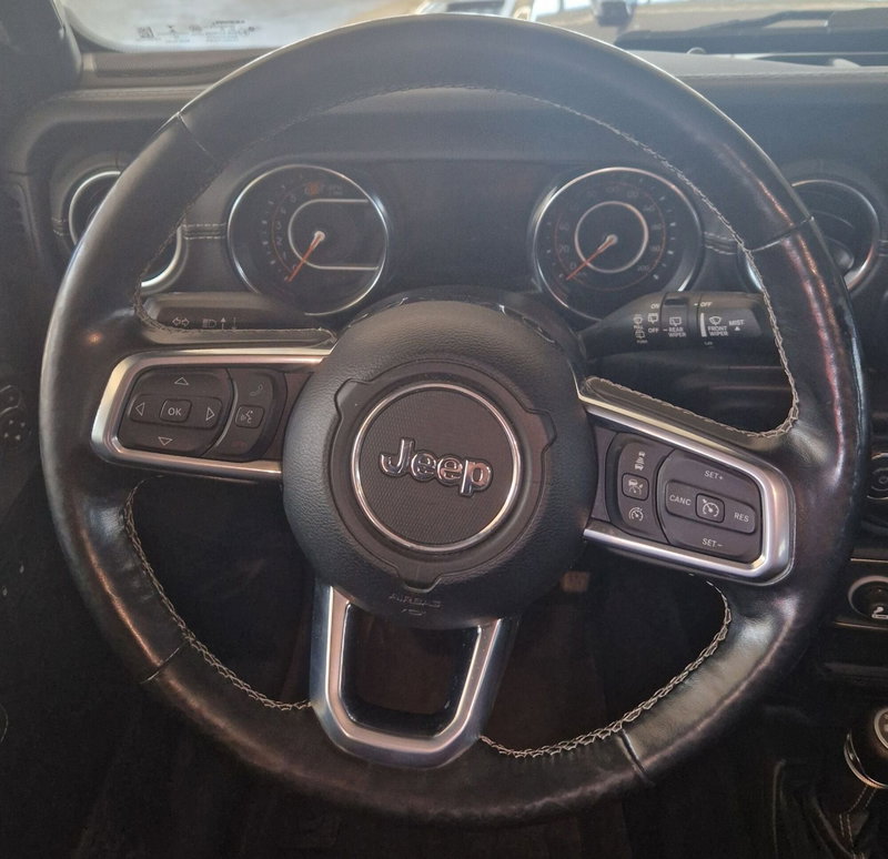 Jeep Wrangler Unlimited usata a Terni (12)