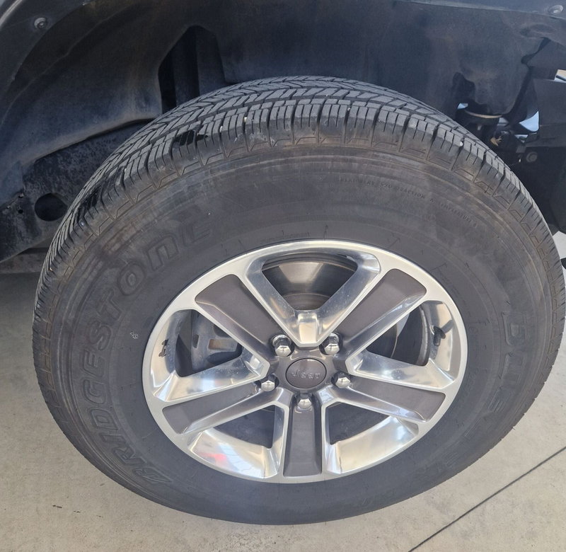 Jeep Wrangler Unlimited usata a Terni (15)