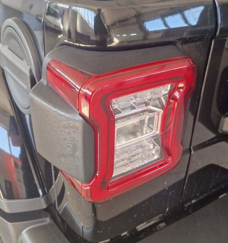 Jeep Wrangler Unlimited usata a Terni (16)