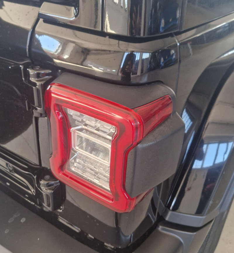 Jeep Wrangler Unlimited usata a Terni (17)