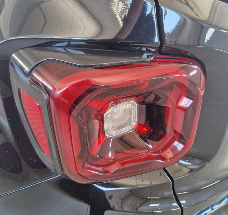 Jeep Renegade usata a Terni (16)