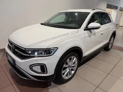 Volkswagen T-Roc 1.5 TSI ACT DSG Style BlueMotion Technology del 2022 usata a Genova