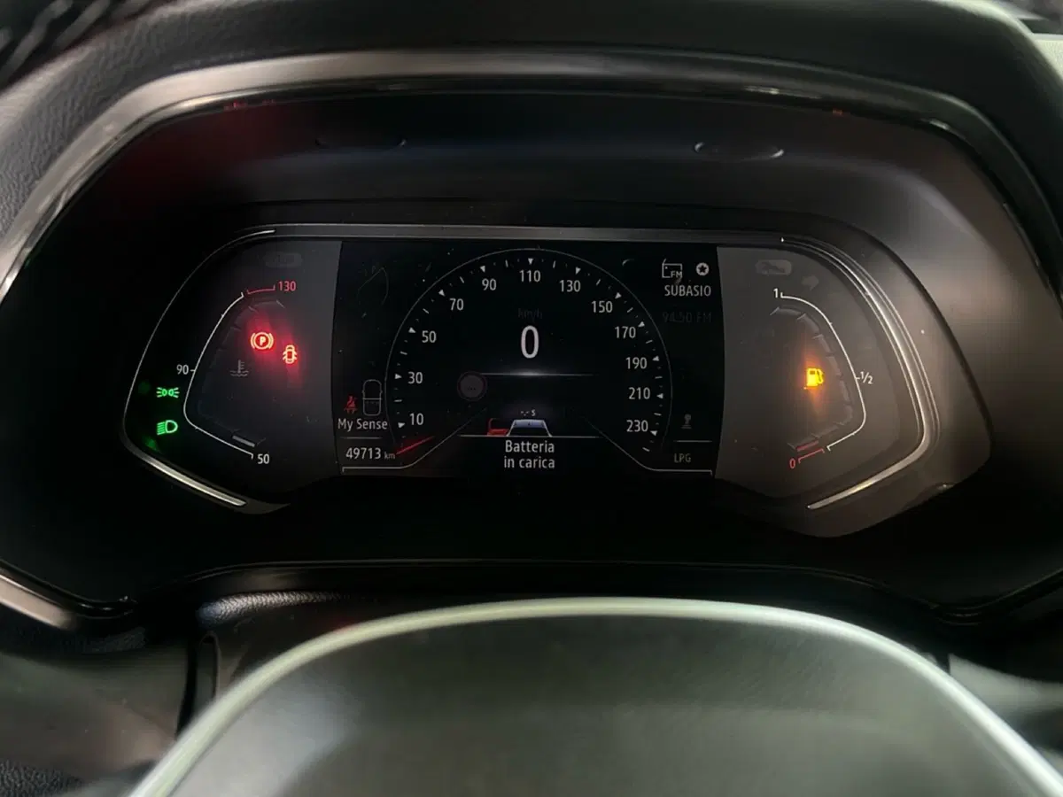Renault Captur usata a Roma (13)