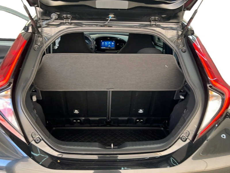 Toyota Aygo X usata a Roma (10)