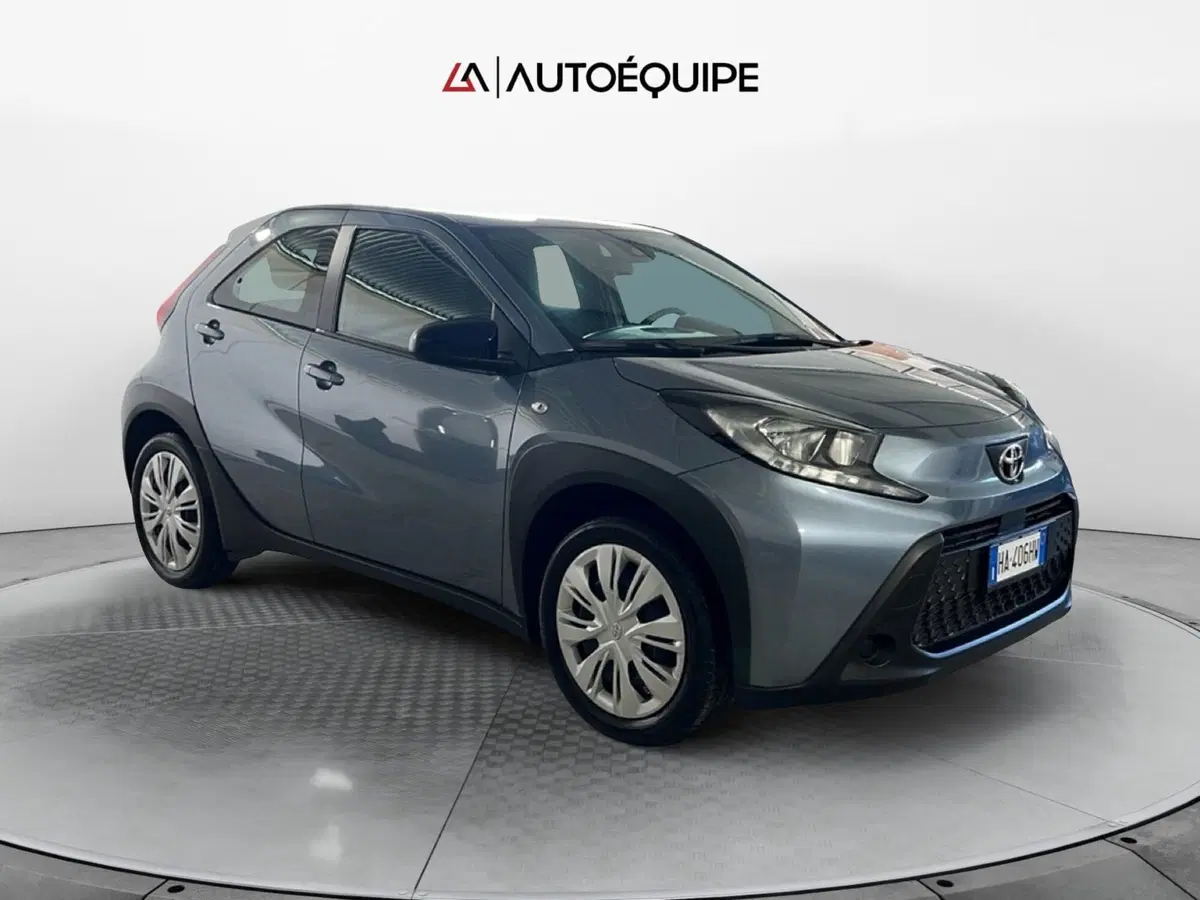 Toyota Aygo X usata a Roma (7)
