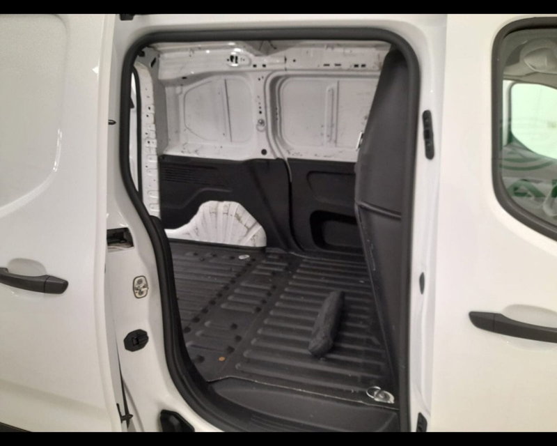 Peugeot Partner Furgone usata a Alessandria (8)