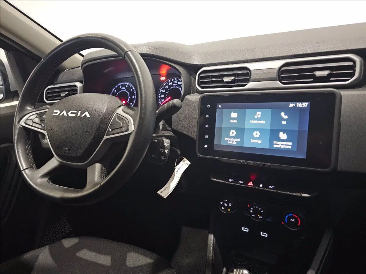 Dacia Duster usata a Palermo (11)