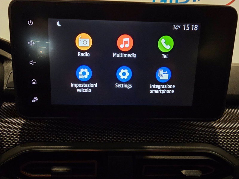 Dacia Sandero usata a Palermo (15)