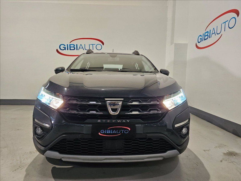 Dacia Sandero usata a Palermo (3)