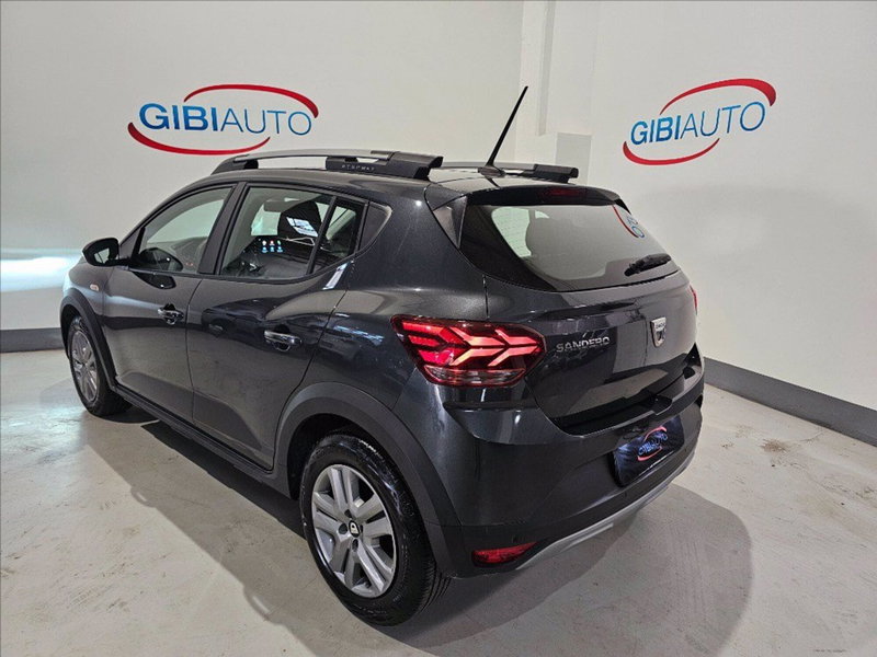 Dacia Sandero usata a Palermo (7)