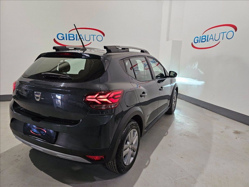 Dacia Sandero usata a Palermo (9)