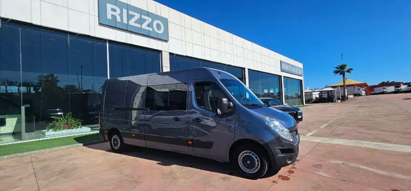 Renault Master Furgone usata a Lecce (4)