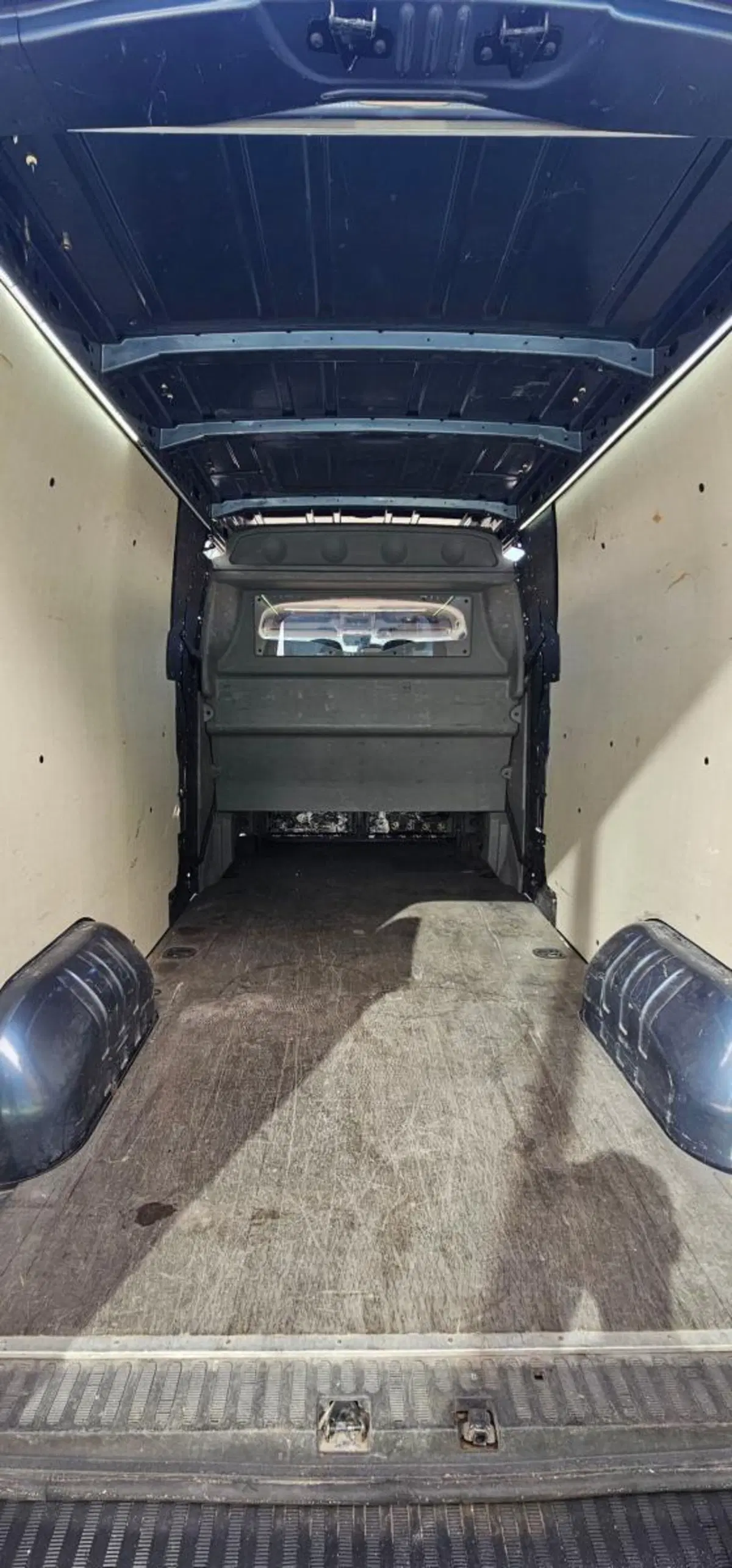 Renault Master Furgone usata a Lecce (9)