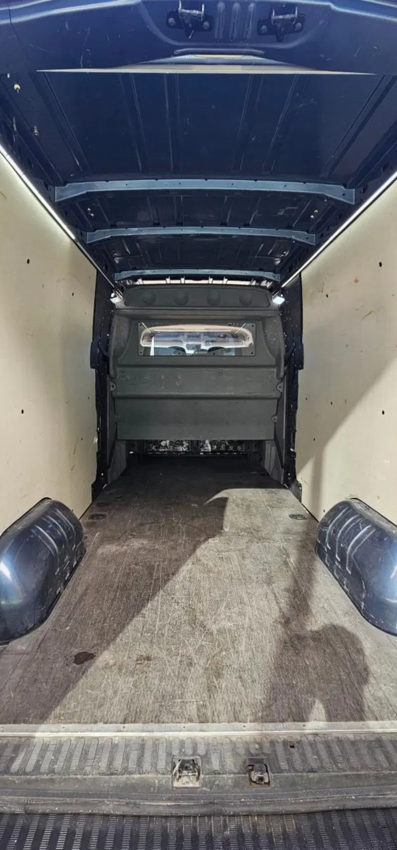 Renault Master Furgone usata a Lecce (9)