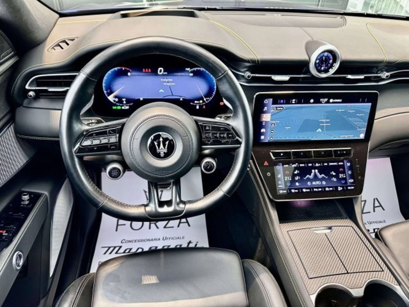 Maserati Grecale usata a Torino (9)