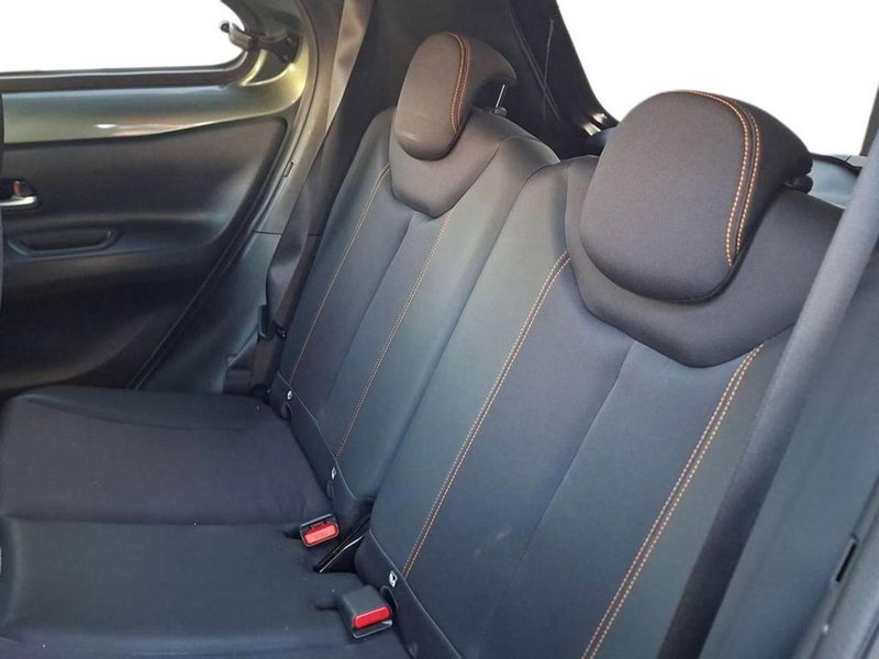 Toyota Aygo X usata a Torino (14)