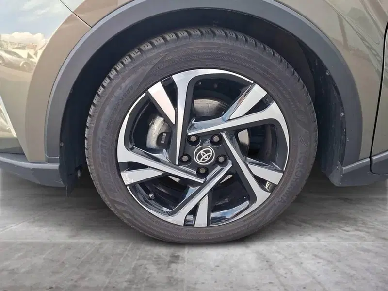 Toyota Toyota C-HR usata a Torino (6)