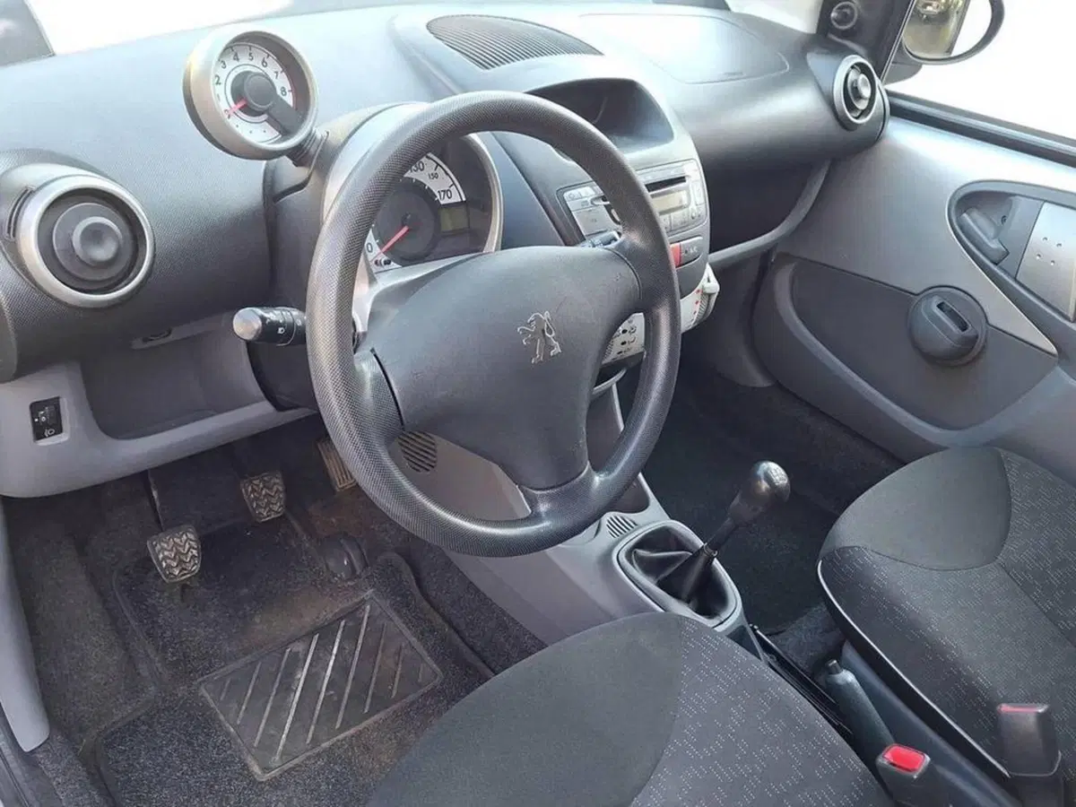 Peugeot 107 usata a Torino (11)