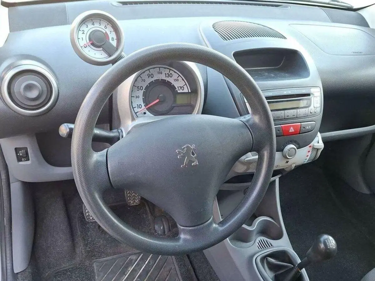 Peugeot 107 usata a Torino (12)