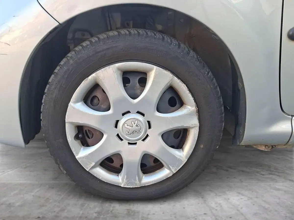 Peugeot 107 usata a Torino (7)