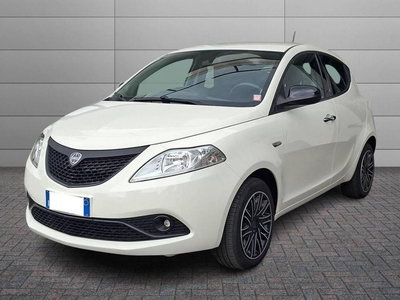Lancia Ypsilon 1.0 FireFly 5 porte S&amp;S Hybrid Gold Plus del 2021 usata a Torino