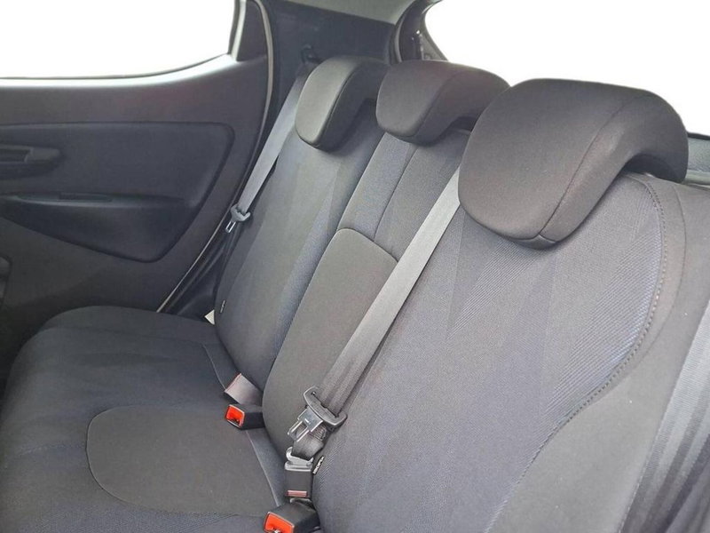 Lancia Ypsilon usata a Torino (13)