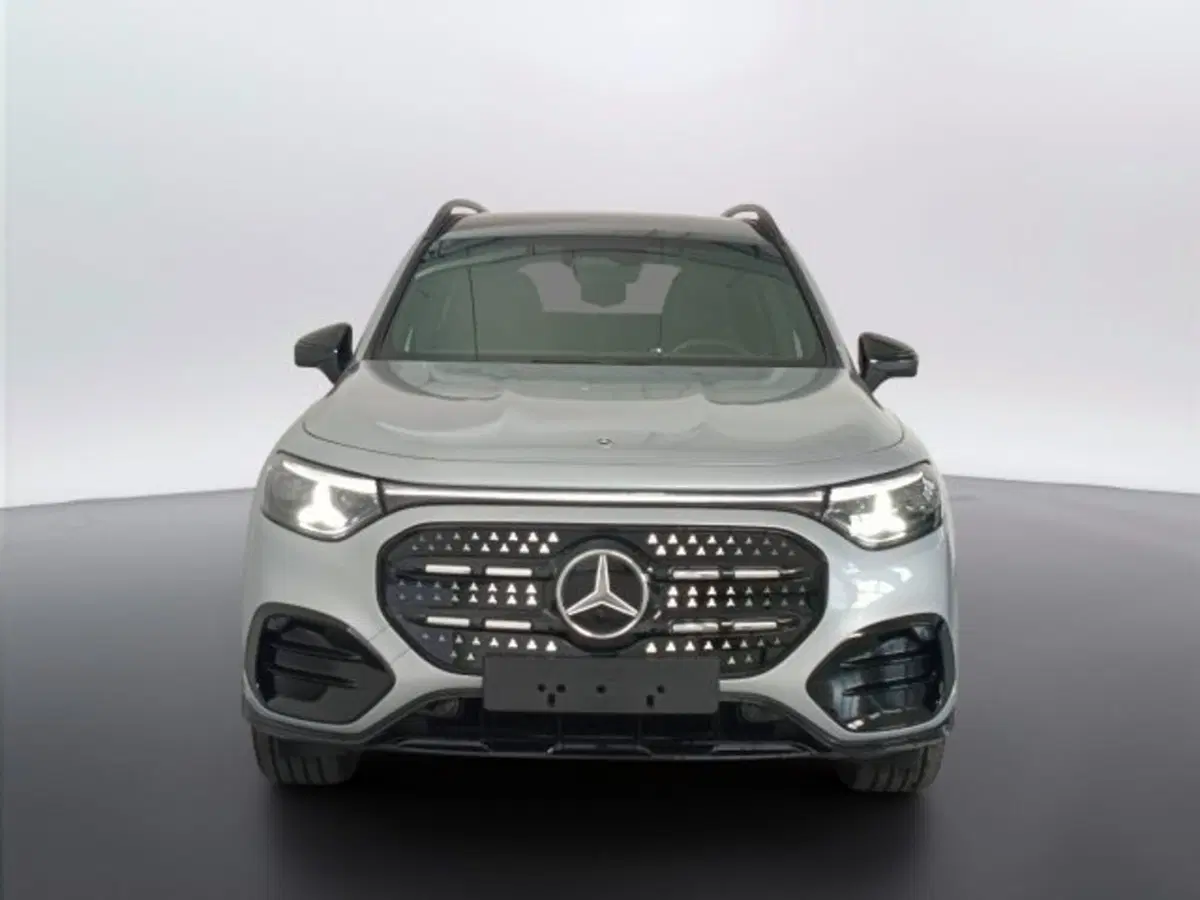 Mercedes-Benz GLB EQ nuova a Teramo (2)