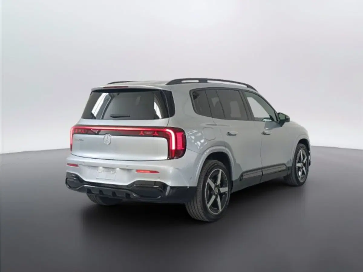 Mercedes-Benz GLB EQ nuova a Teramo (4)