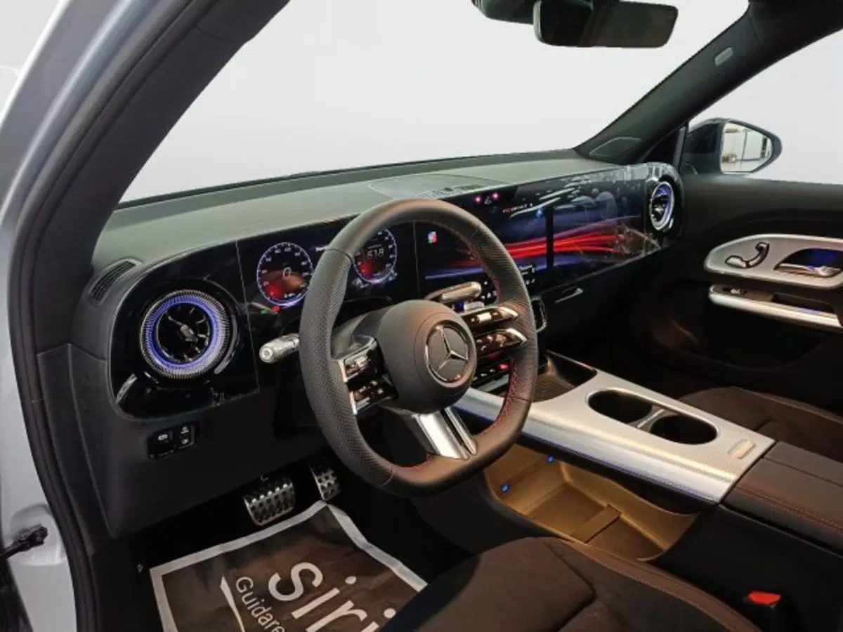 Mercedes-Benz GLB EQ nuova a Teramo (7)