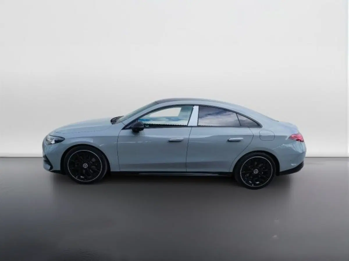 Mercedes-Benz CLA EQ nuova a Teramo (3)