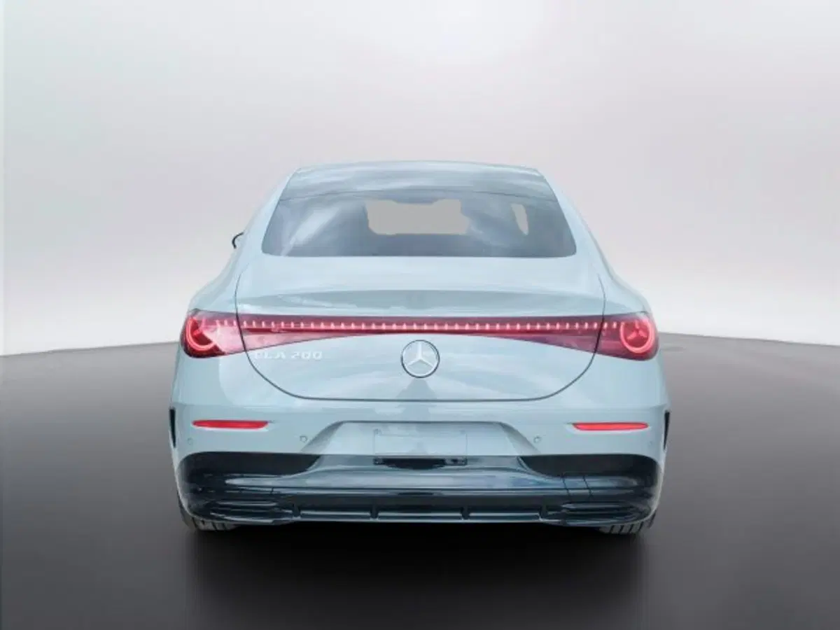 Mercedes-Benz CLA EQ nuova a Teramo (4)
