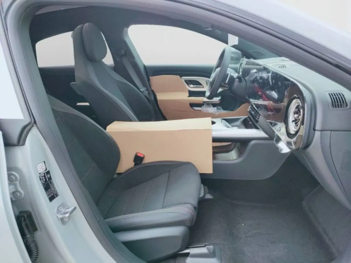 Mercedes-Benz CLA EQ nuova a Teramo (8)