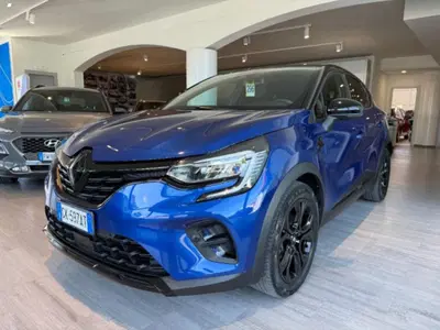 Renault Captur Full Hybrid E-Tech 145 CV Rive Gauche del 2022 usata a Massarosa