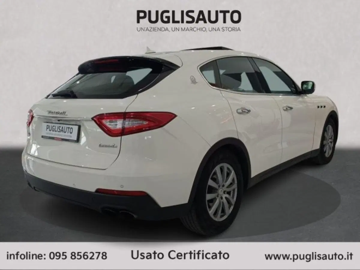Maserati Levante usata a Catania (4)