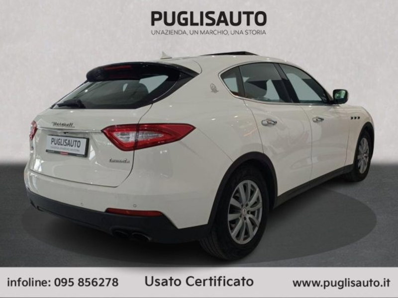 Maserati Levante usata a Catania (4)