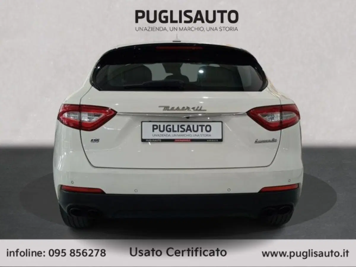 Maserati Levante usata a Catania (5)