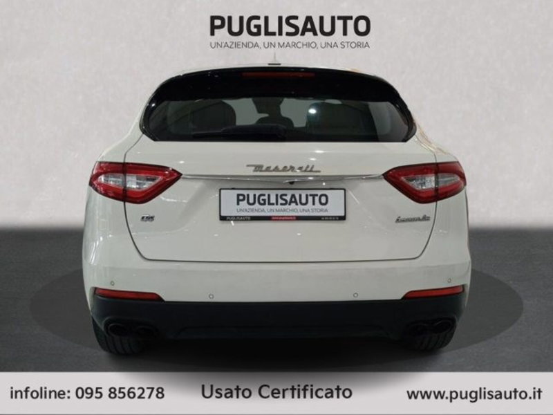 Maserati Levante usata a Catania (5)