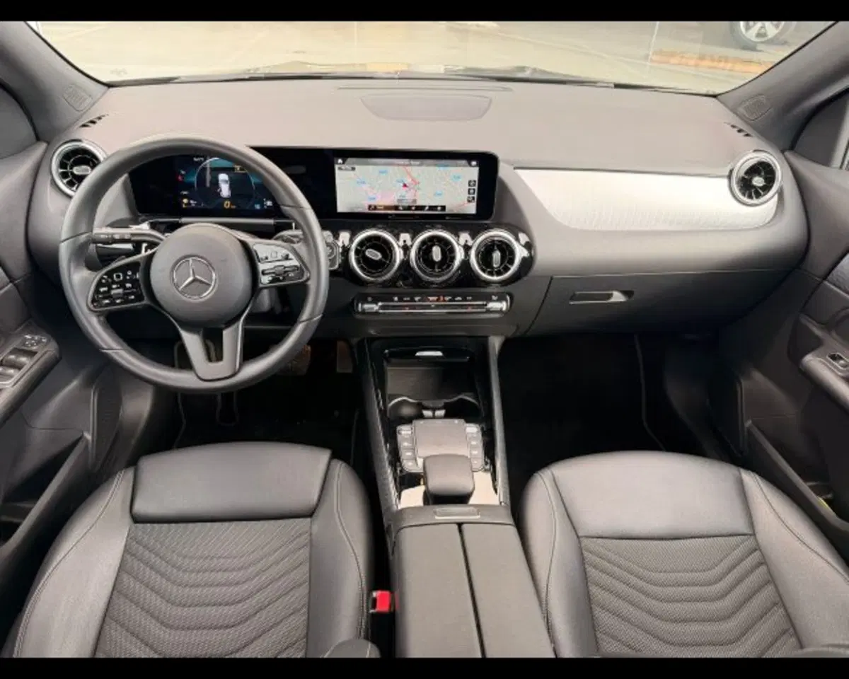 Mercedes-Benz GLA SUV usata a Treviso (10)