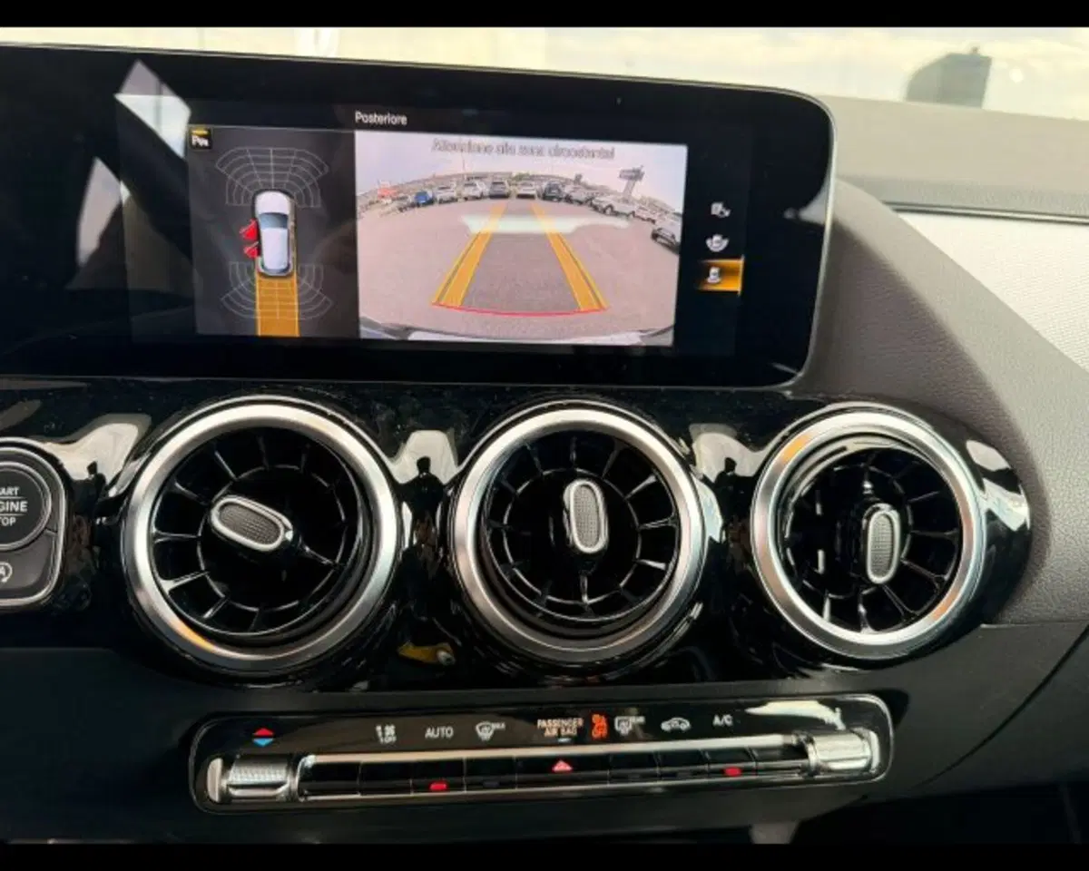 Mercedes-Benz GLA SUV usata a Treviso (14)