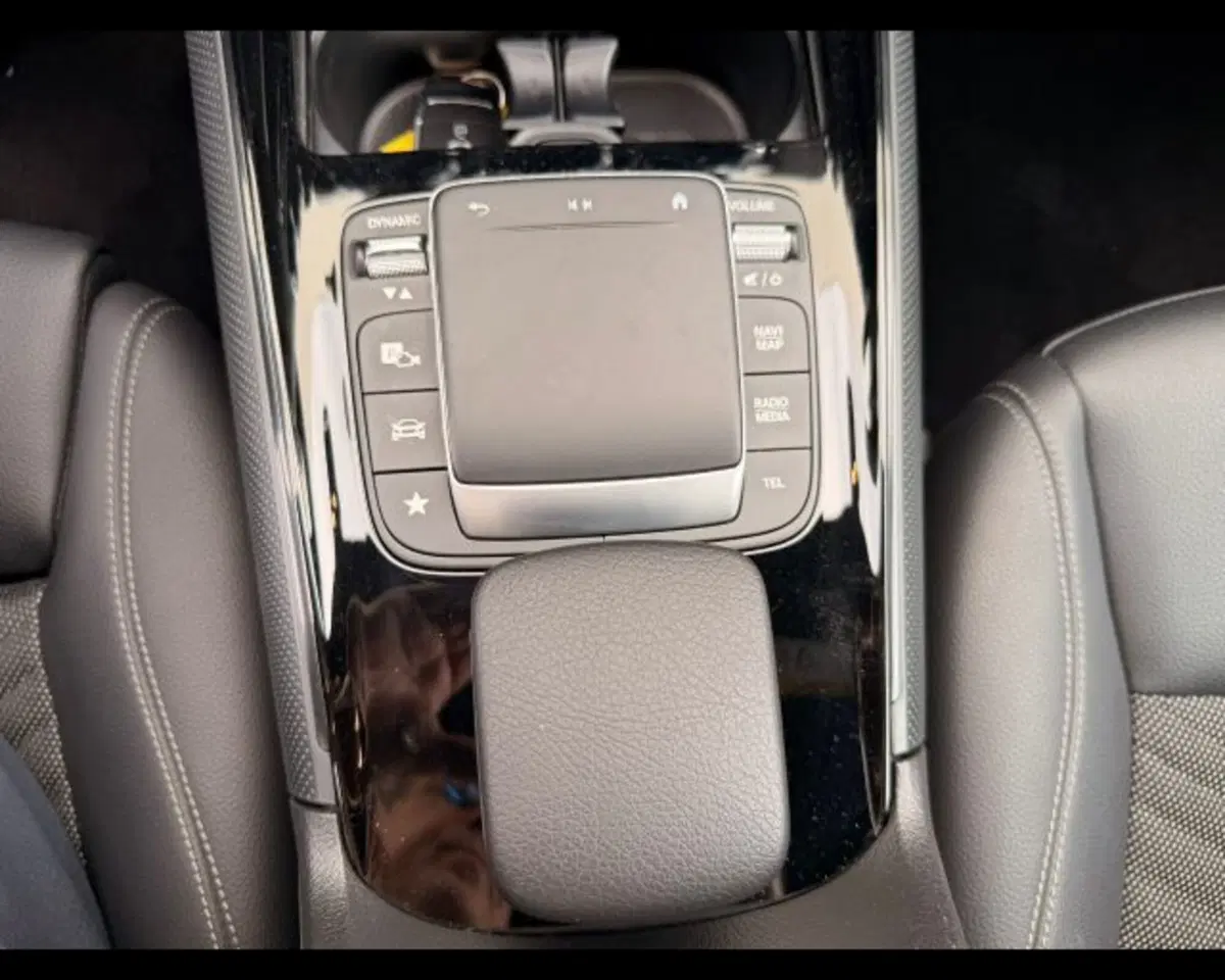 Mercedes-Benz GLA SUV usata a Treviso (15)