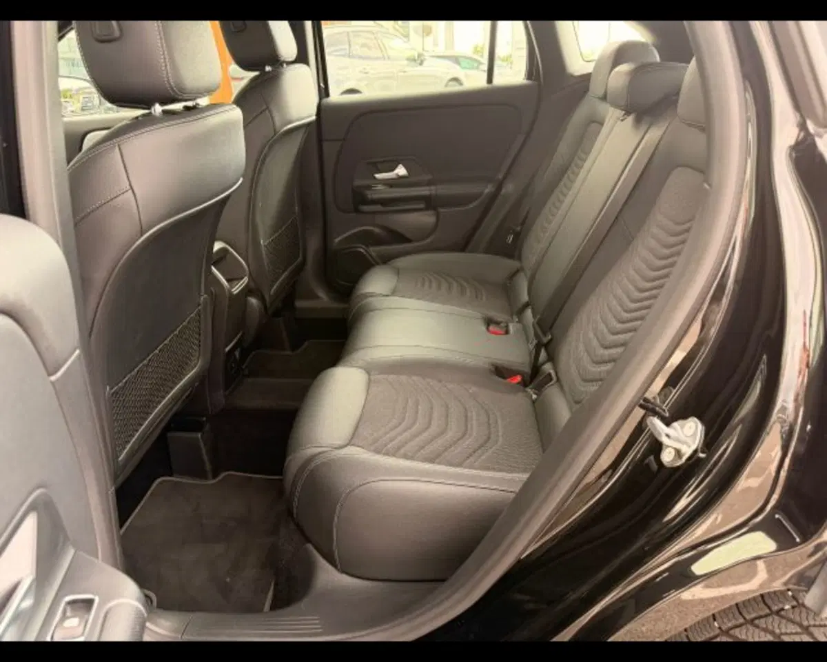 Mercedes-Benz GLA SUV usata a Treviso (8)