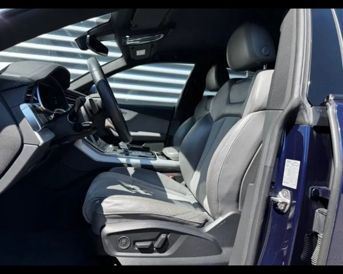 Audi Q8 usata a Treviso (11)