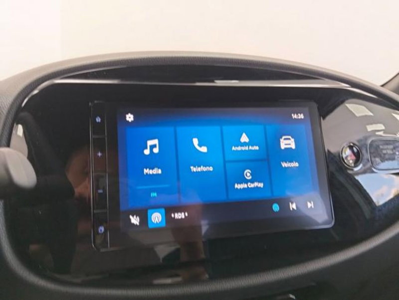 Toyota Aygo X nuova a Como (15)