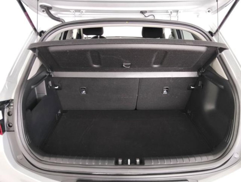 Kia Stonic usata a Como (18)