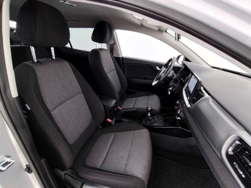 Kia Stonic usata a Como (3)